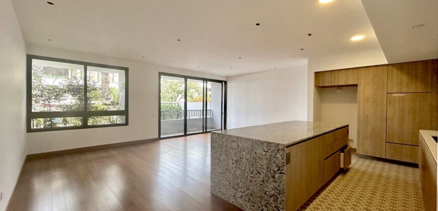 Venta de Moderno Departamento de Estreno con Terraza en San Isidro